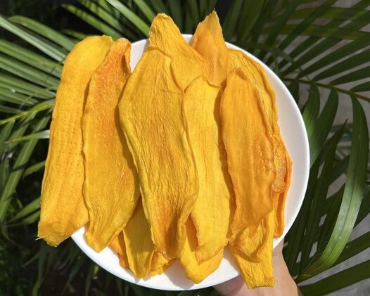 The King of All Fruit: Why We’re All Crazy About Dried Mango
